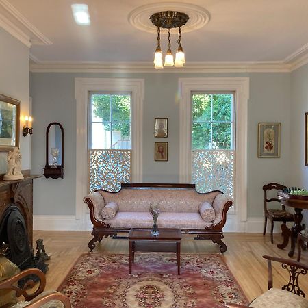 Bed and Breakfast The Red House Fredericton Esterno foto